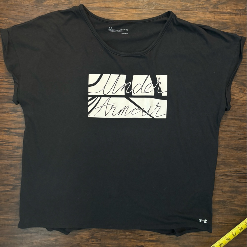Under Armour Women's Black Graphic Short Sleeve Tee